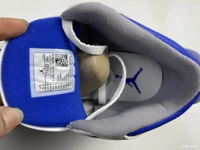 Cheap Husky CT8532-145 Air 3 Blue Jordan Racer 0529